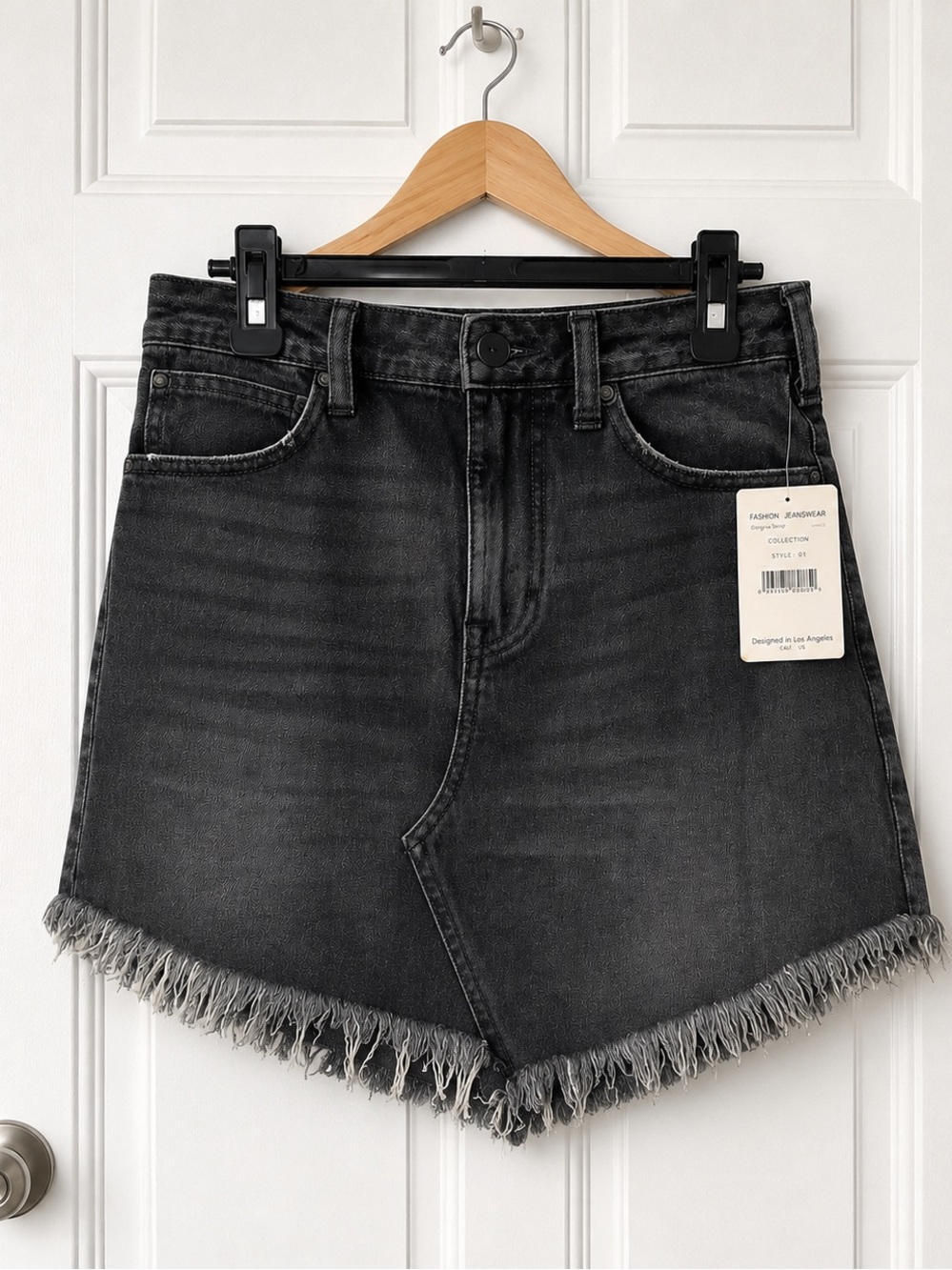 Free People Bailey Denim Mini in Color 0010 - Maverick Skirt Sz 30